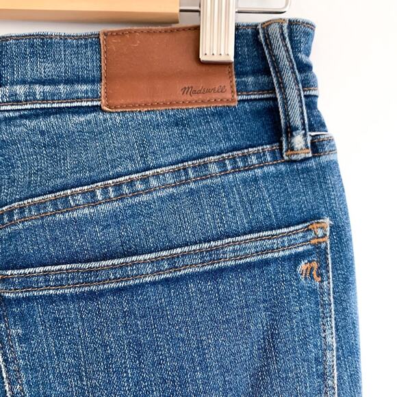 MADEWELL 9" High-Rise Skinny Crop Jeans in Bruce Wash - Picture 8 of 12